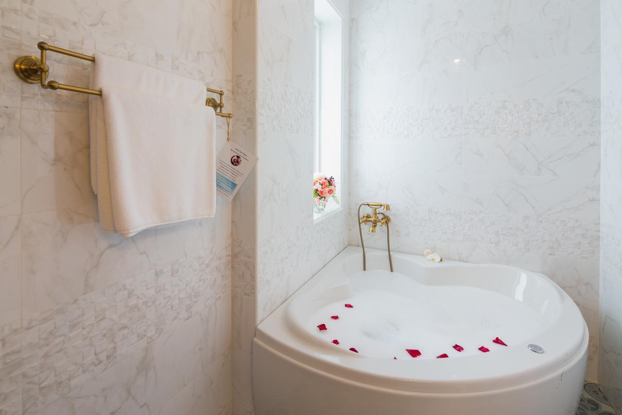 The Velvet Orchid Hotel
