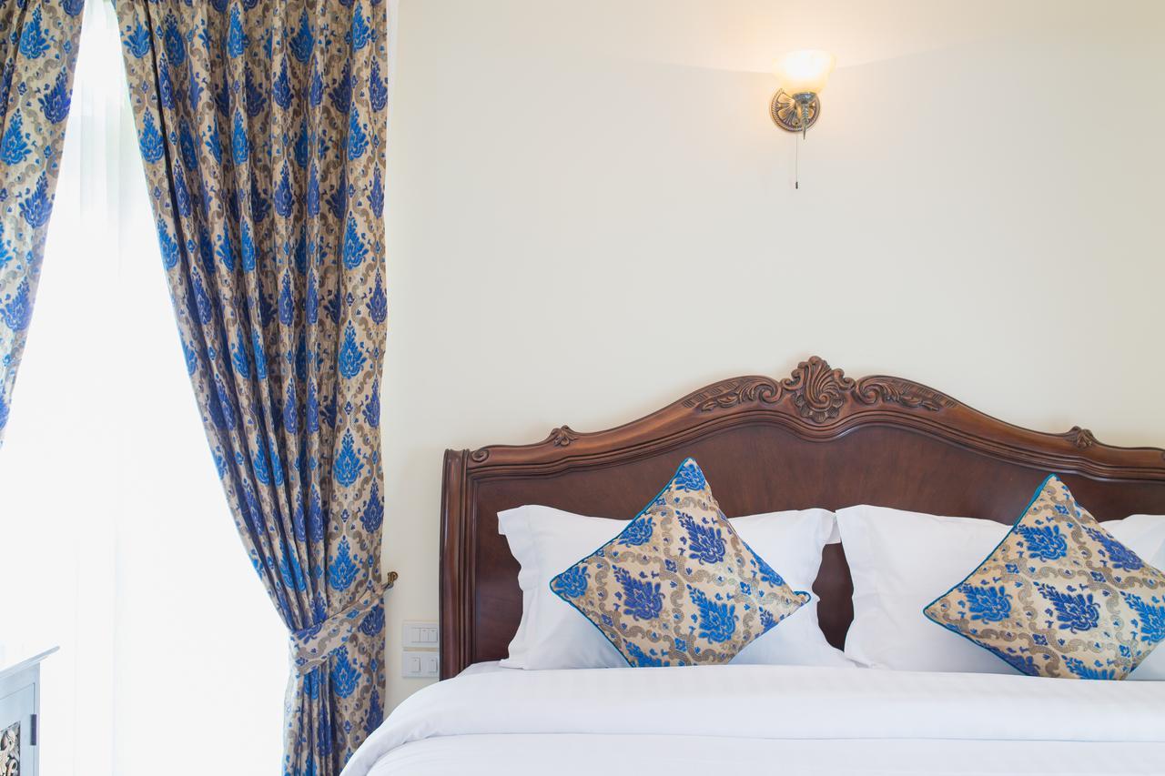 Hotel The Velvet Orchid