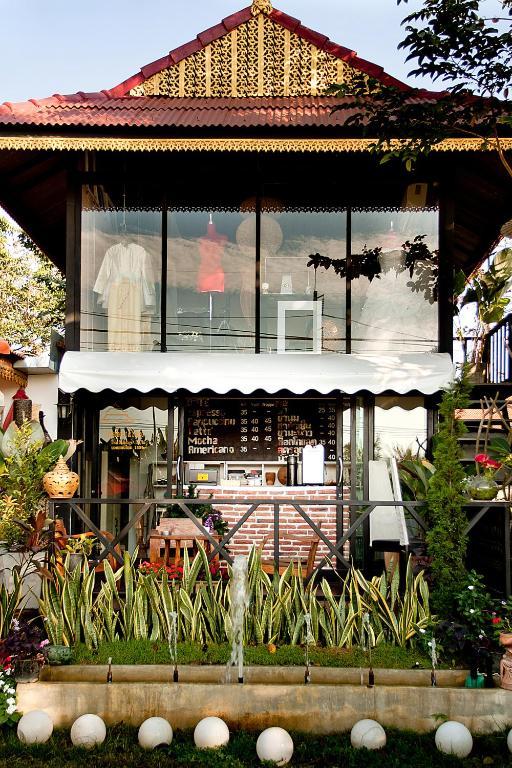 Tempat peranginan Baan Puang Petch 3*