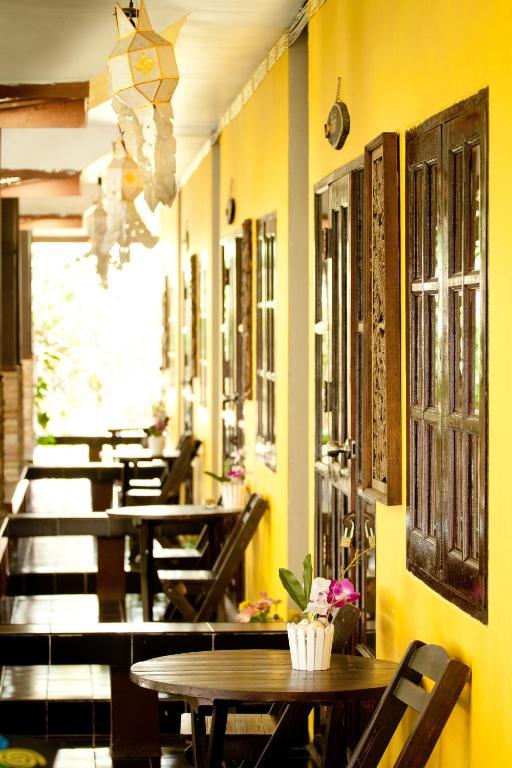 Baan Puang Petch Tempat peranginan