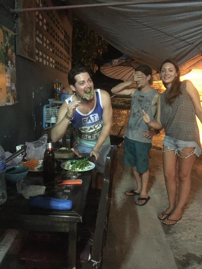 Tiger House (adults Only) Rumah tetamu Chiang Mai