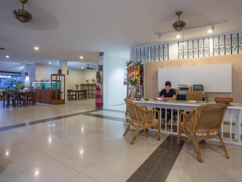 Mali's Hotel