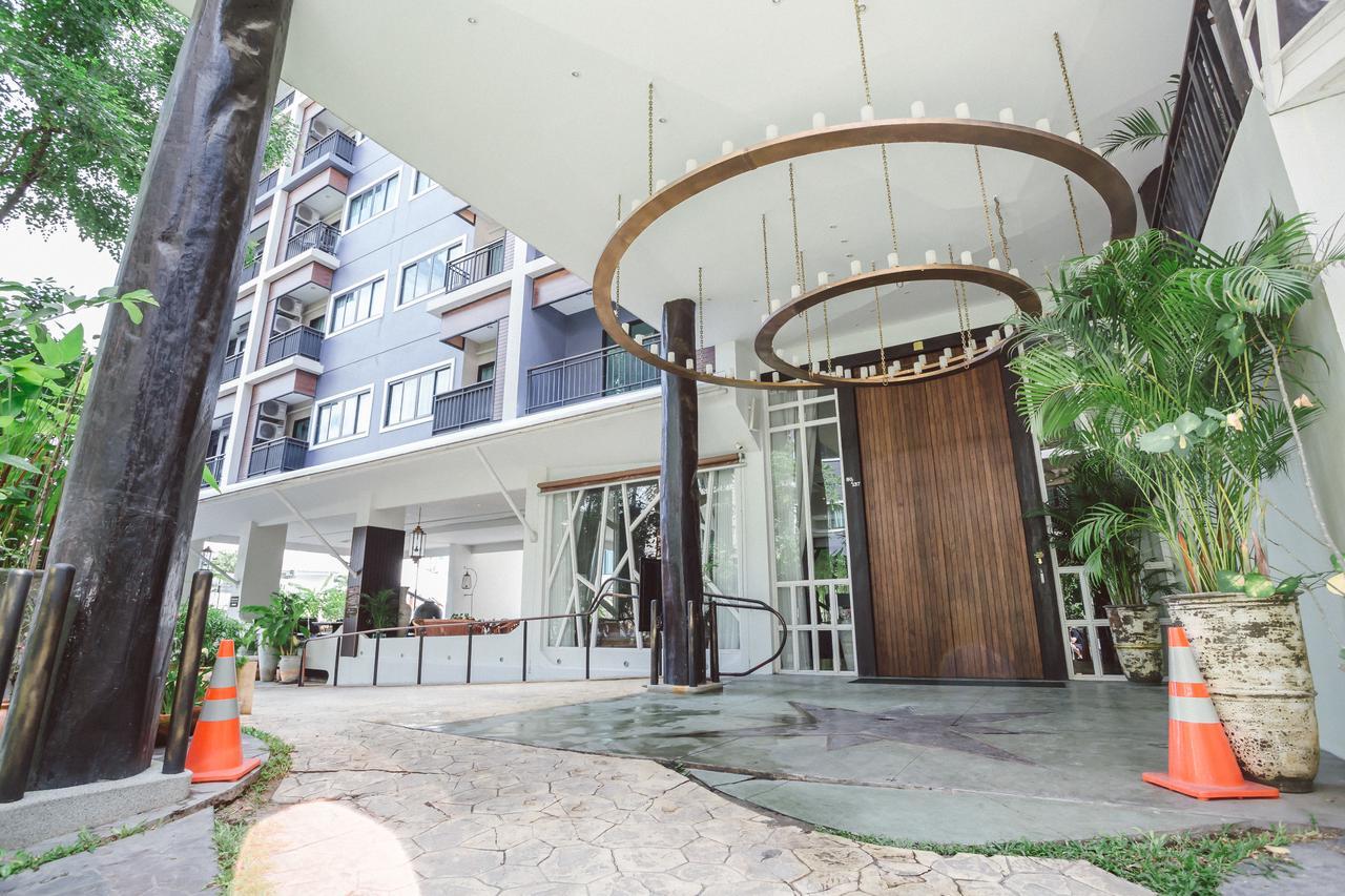 Tempat peranginan Icheck Trams Square