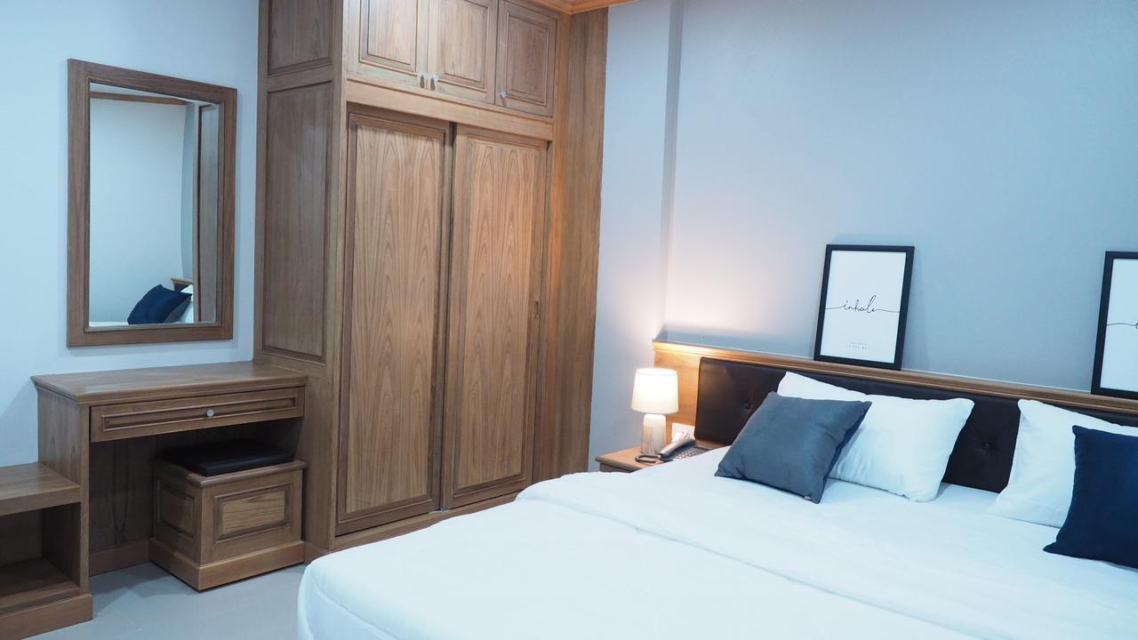 The Doze Hotel