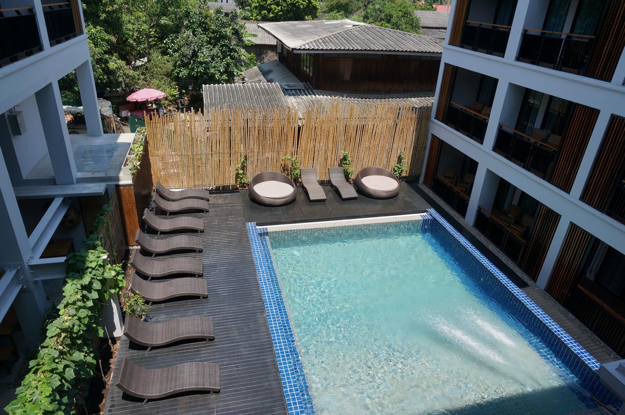Sugarcane Hotel