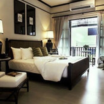 99 The Heritage Hotel