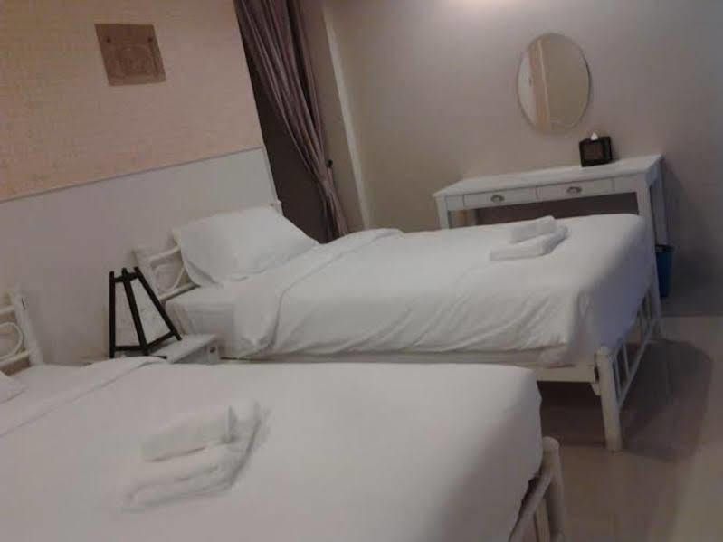A Good Nite At Chang Klan Hotel