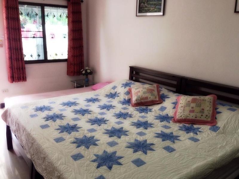 Guest house Gusto House 3*