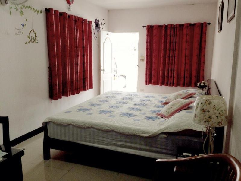 Guest house Gusto House 3*