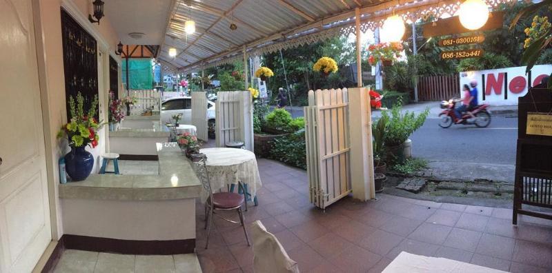 Guest house Gusto House 3*