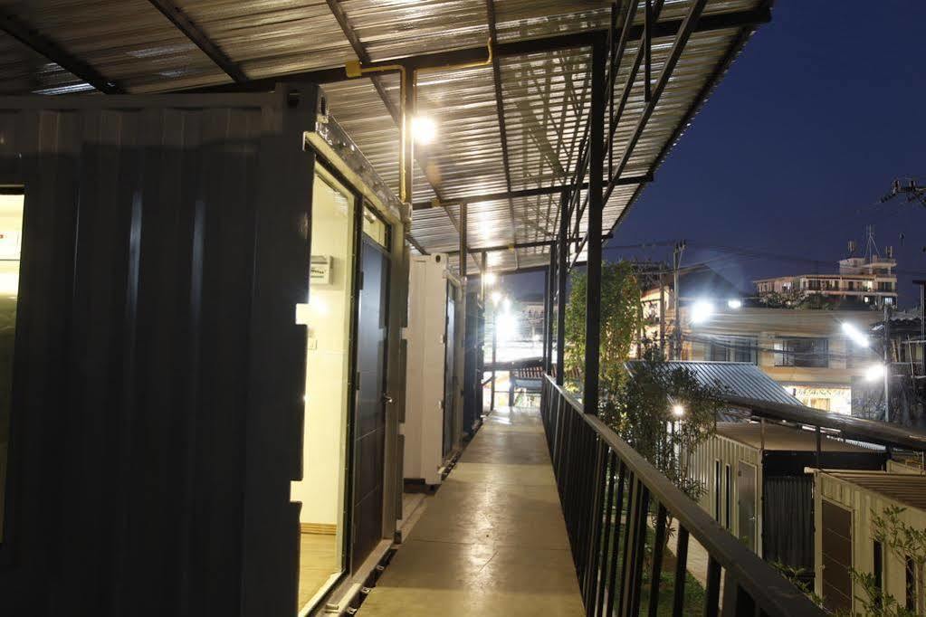 Hotel Oyo 673 Sleep Box 2*