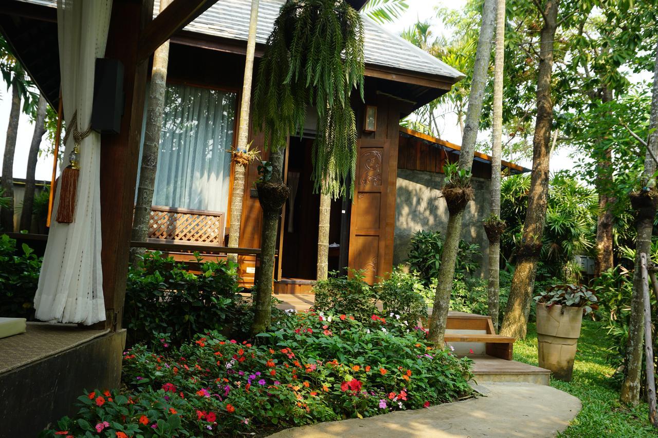 Baansuwanburi Resort 3*