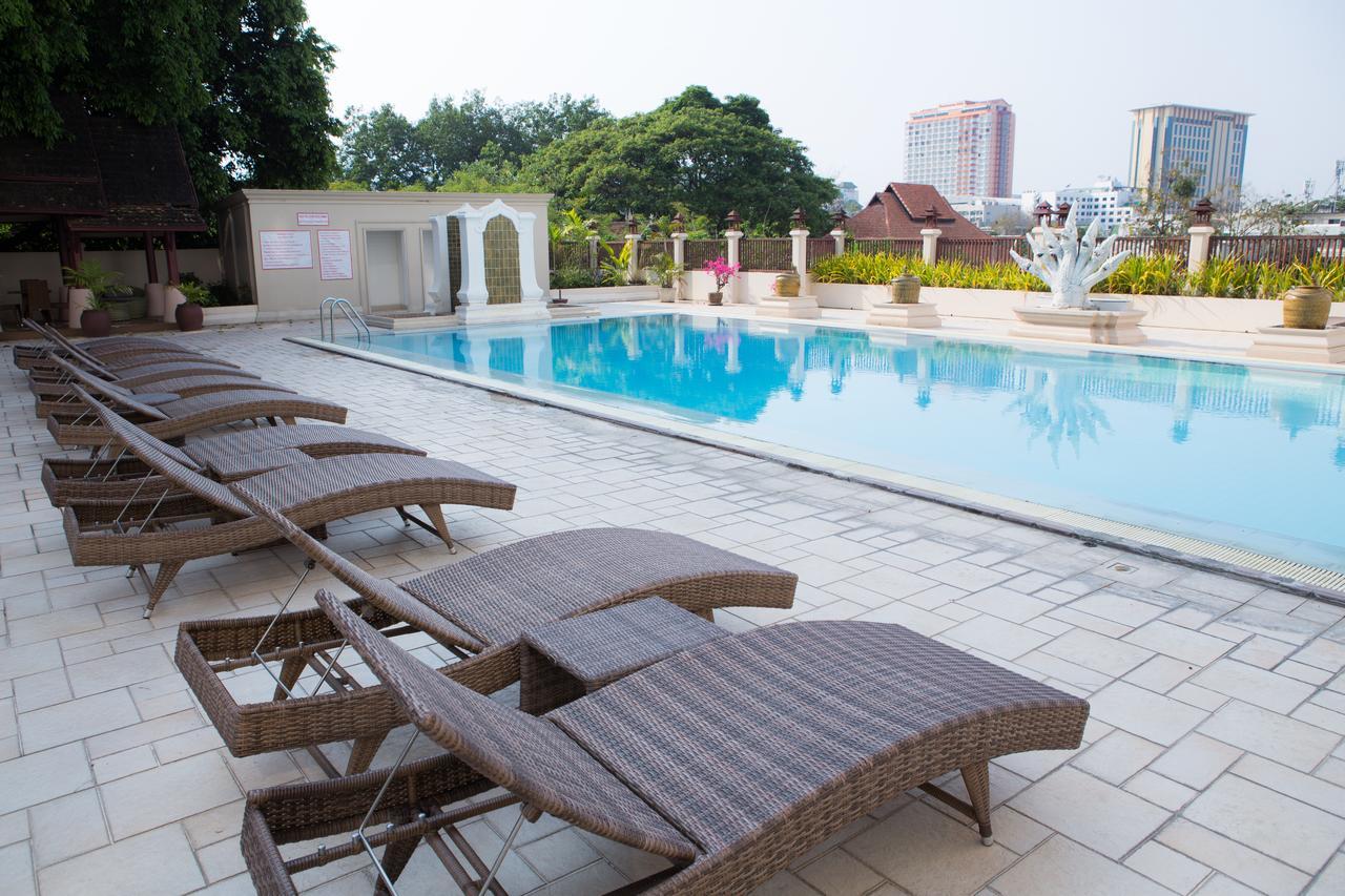 Hotel Chiangmai Plaza 4*