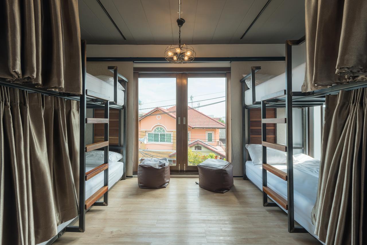 33 Poshtel (adults Only) Hotel