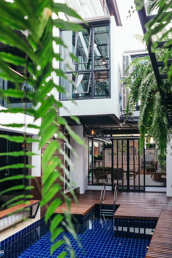 Hotel 33 Poshtel (adults Only)
