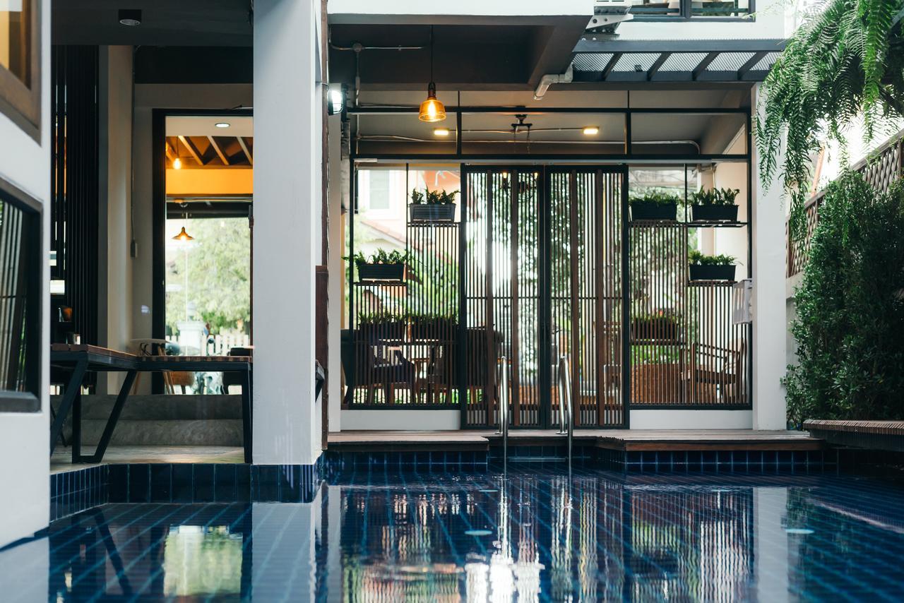 33 Poshtel (adults Only) Hotel 3*