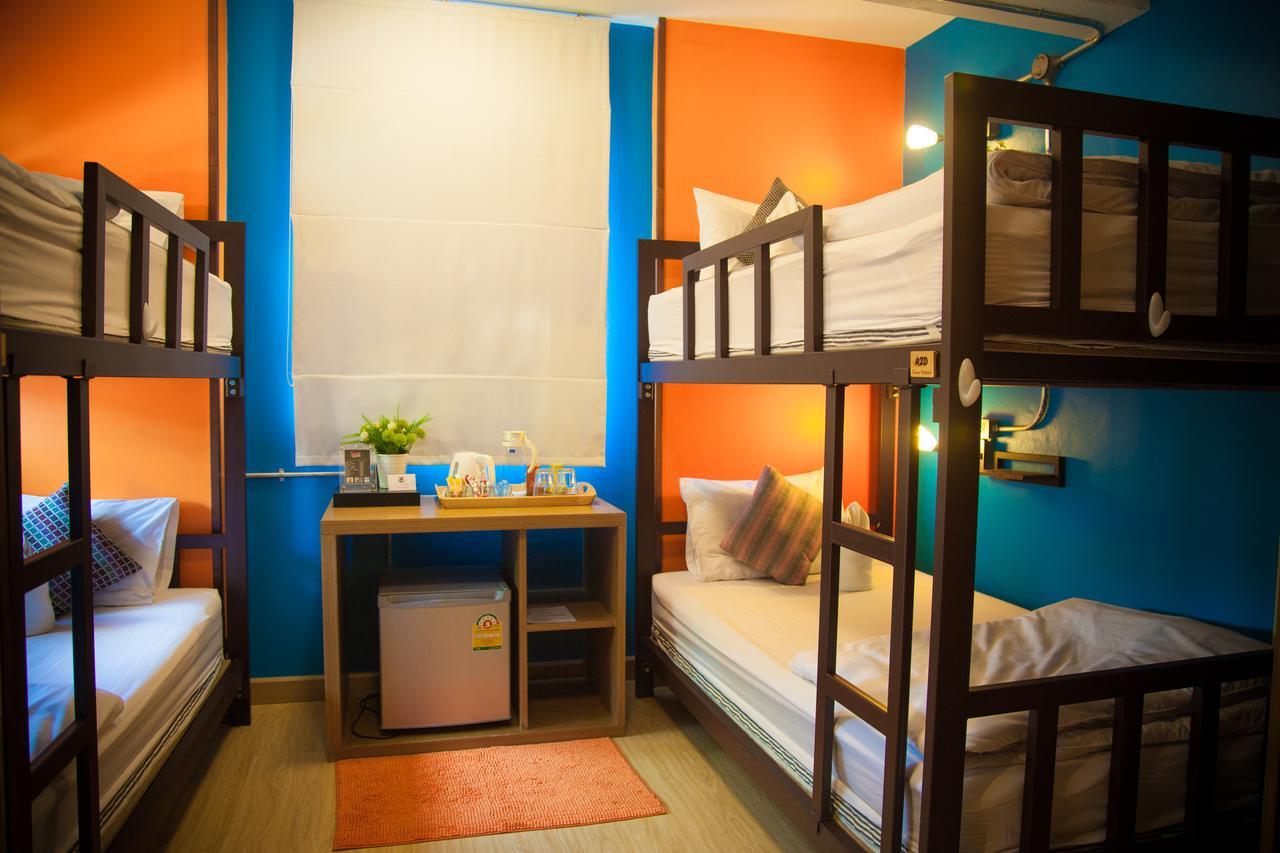 Hostel Tawan Bed Club