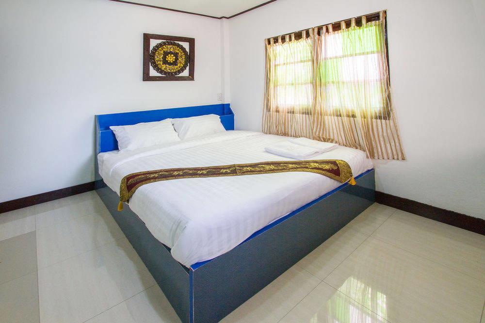 Hotel Wiang Kum Kam 3*