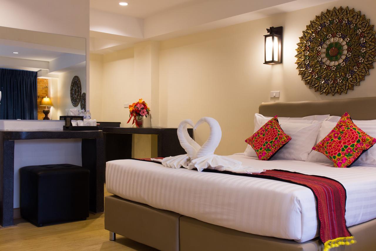 Suan Dok Gate Guest house