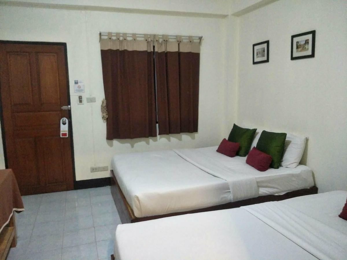 Guest house Thana