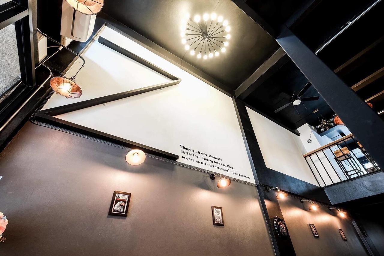Znap's & Cafe Hostel *