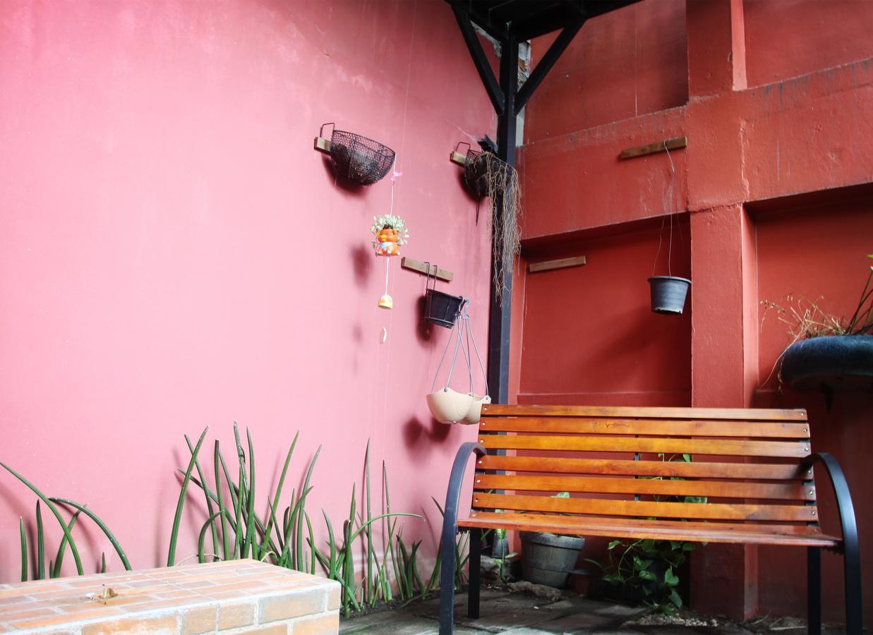 Rada Arak 79/4 Hostel *