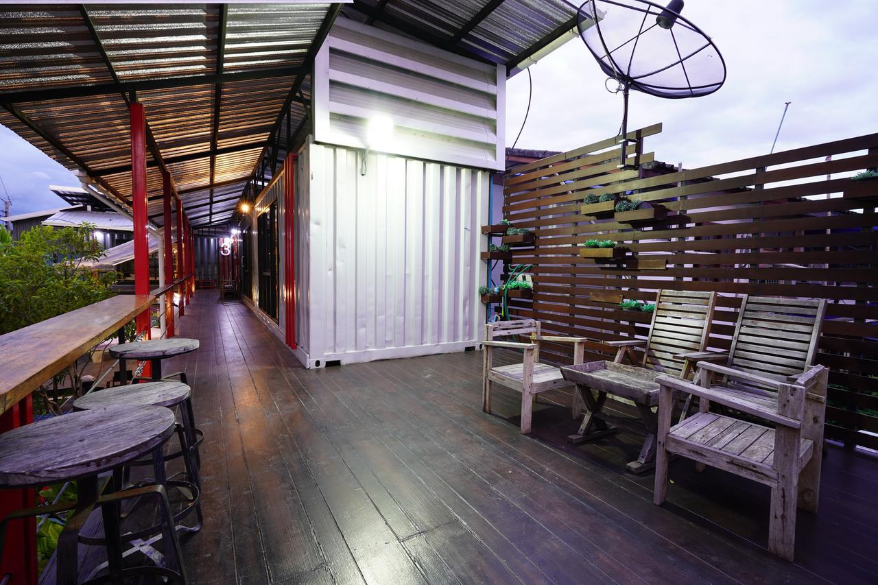 At Box Hostel
