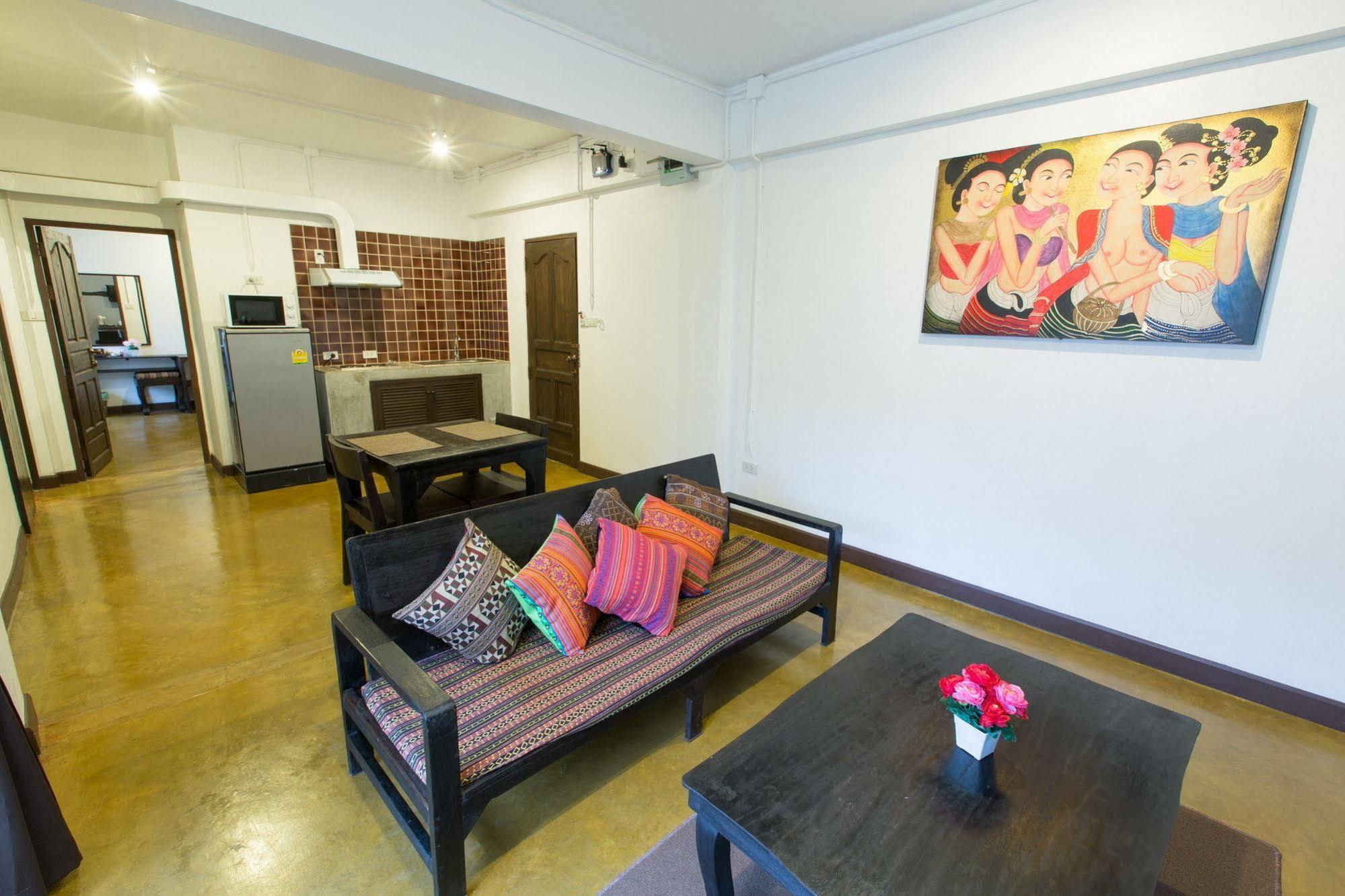 The Odyssey Hotel 3*