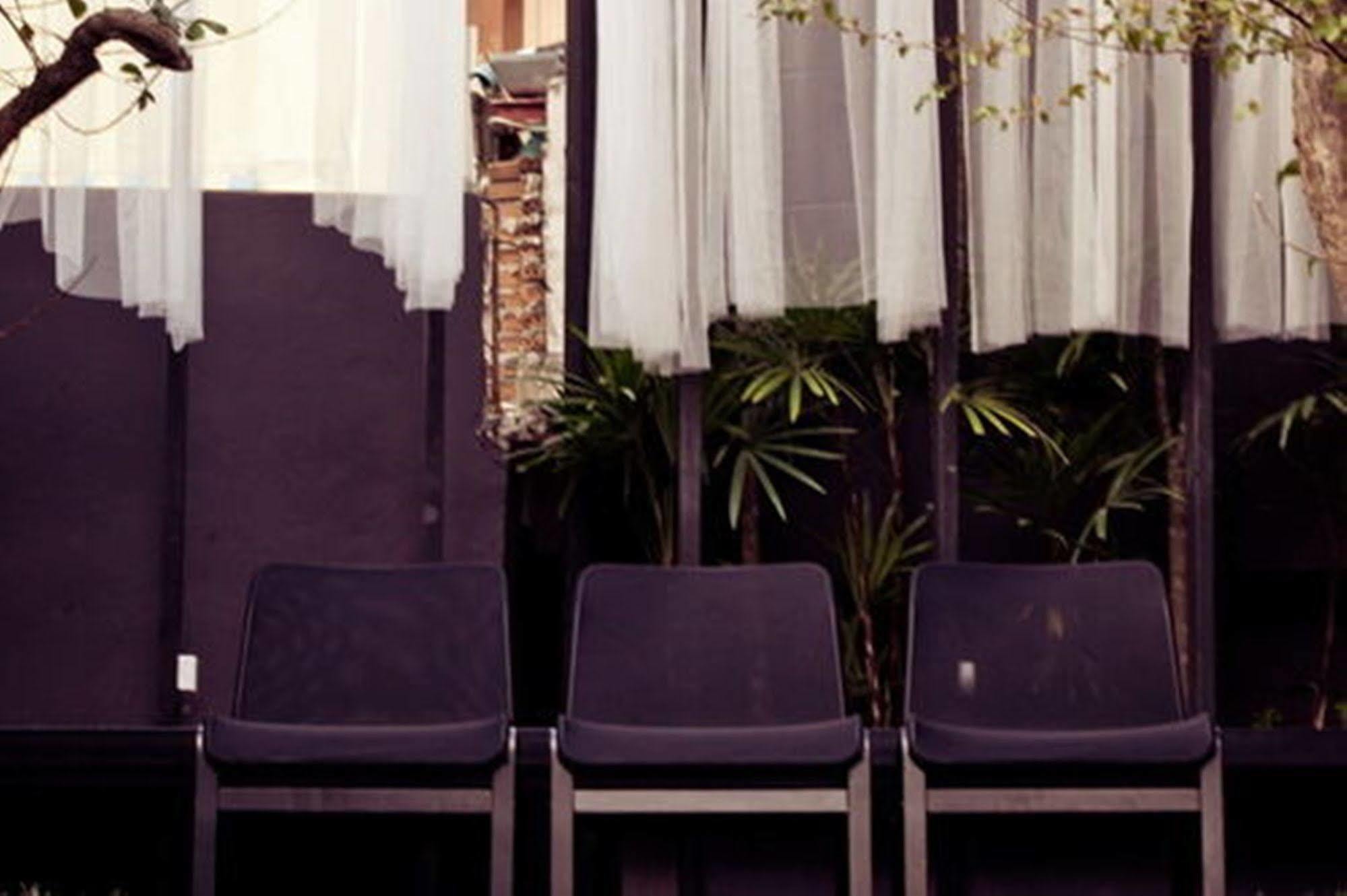 Hotel Bed Phrasingh-Adults Only 3*