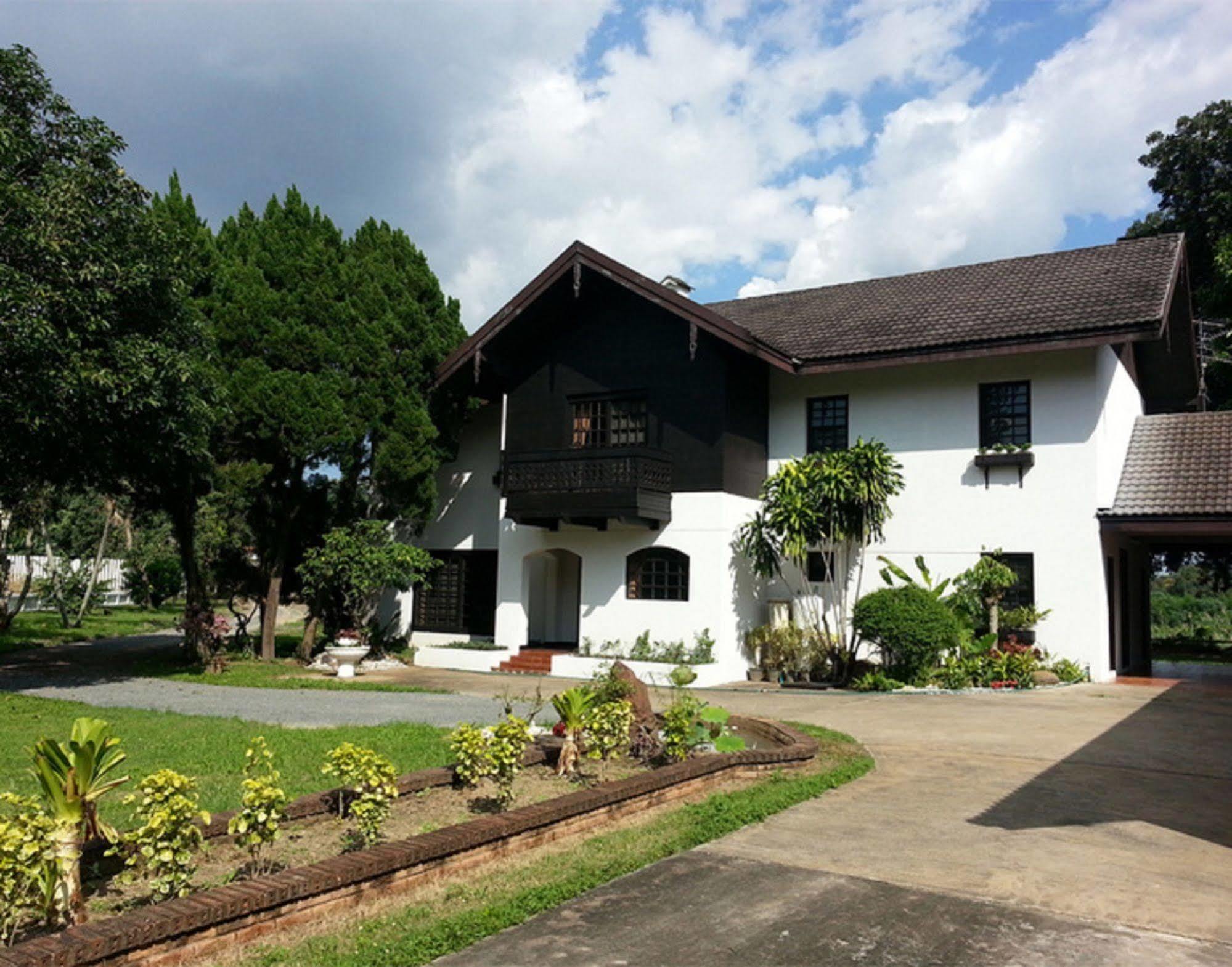 The Imperial & Sports Club 4*