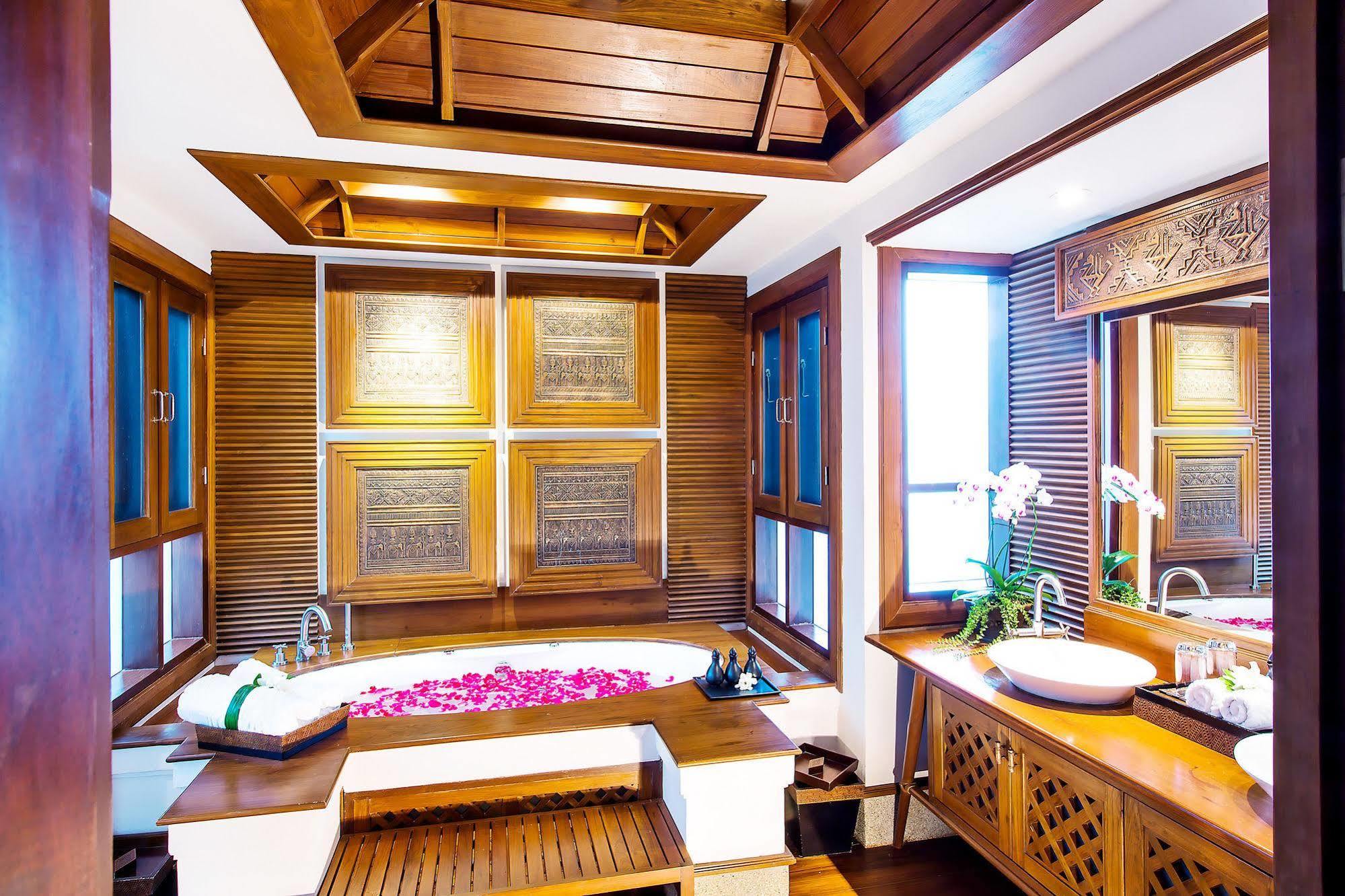 Oasis Baan Saen Doi Resort 4*