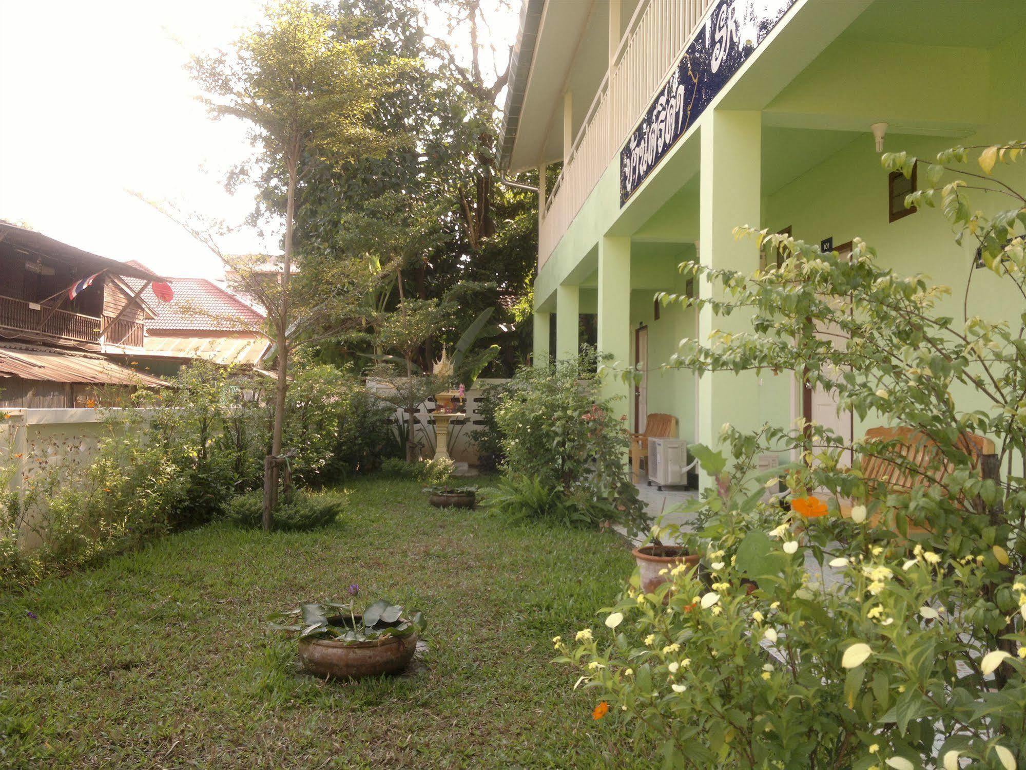 Srikum House Guest house