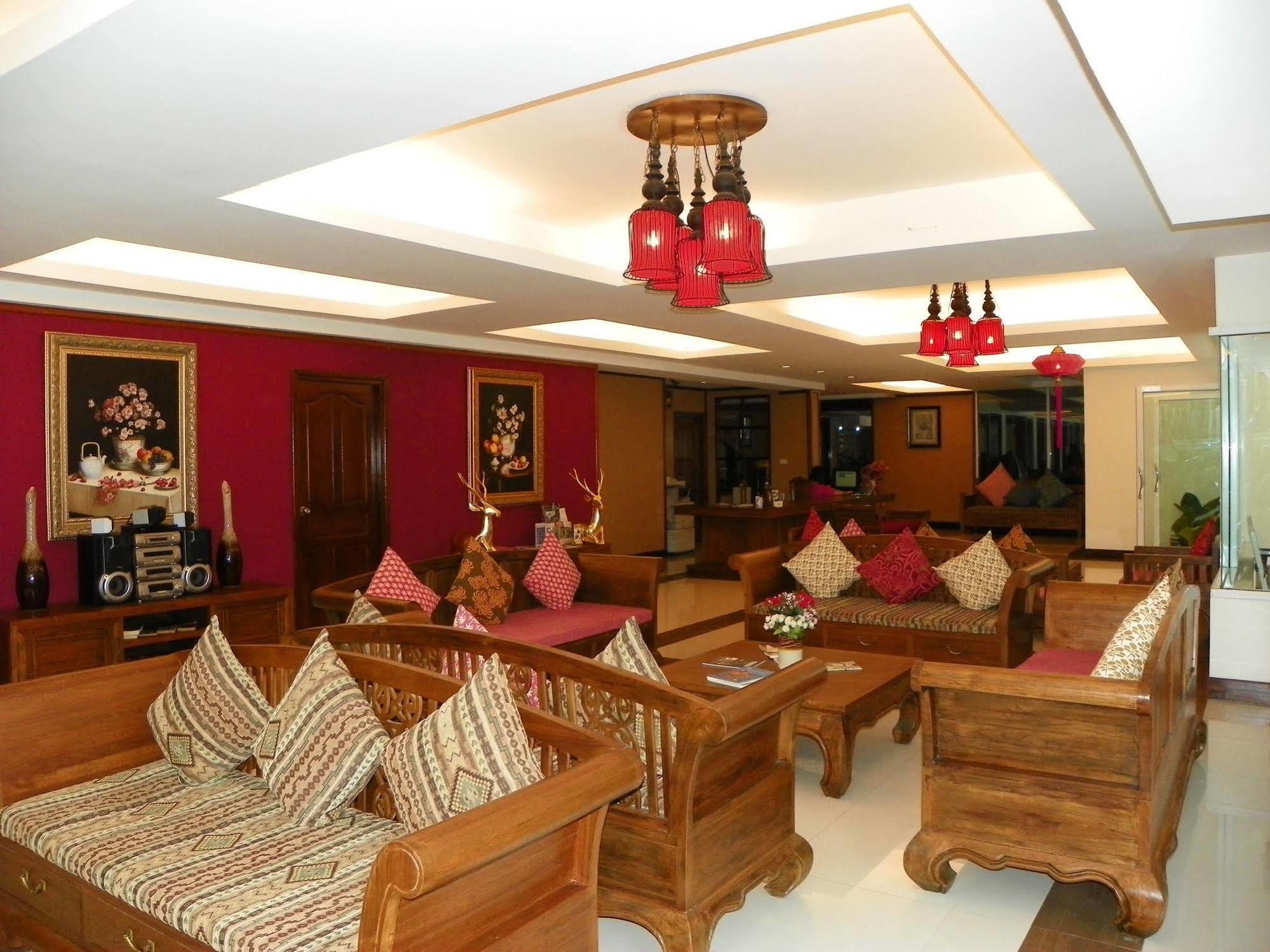 Hotel Baan Ngern Village