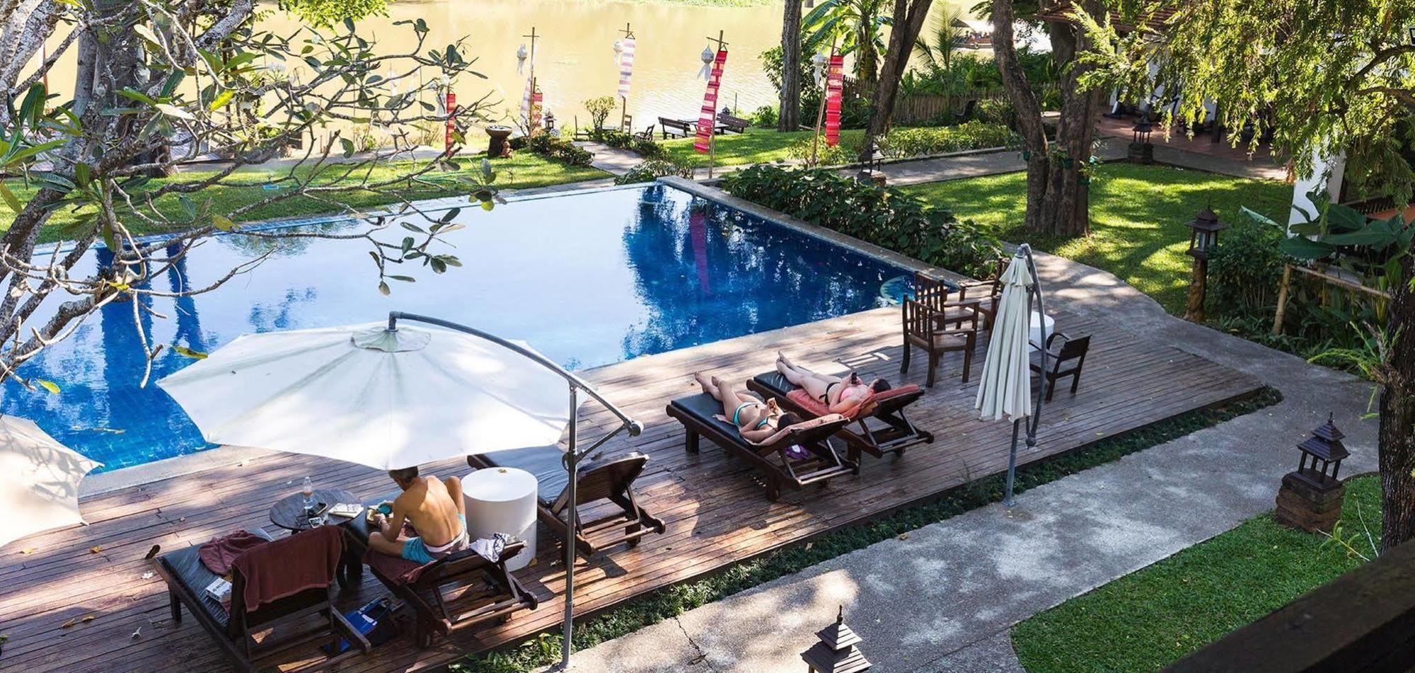 Lanna Dusita Riverside Boutique