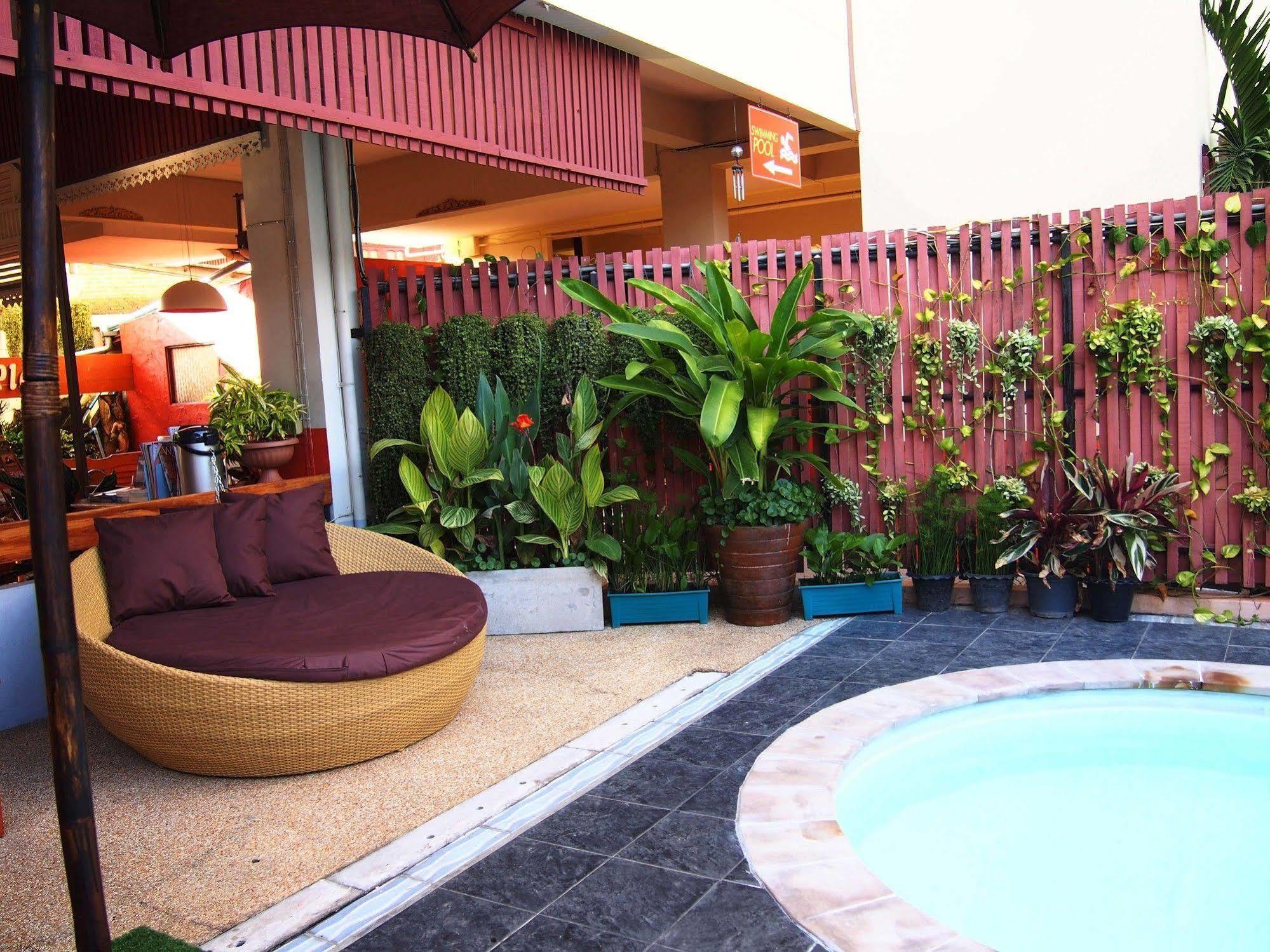 Hotel Phusiri Place 2*