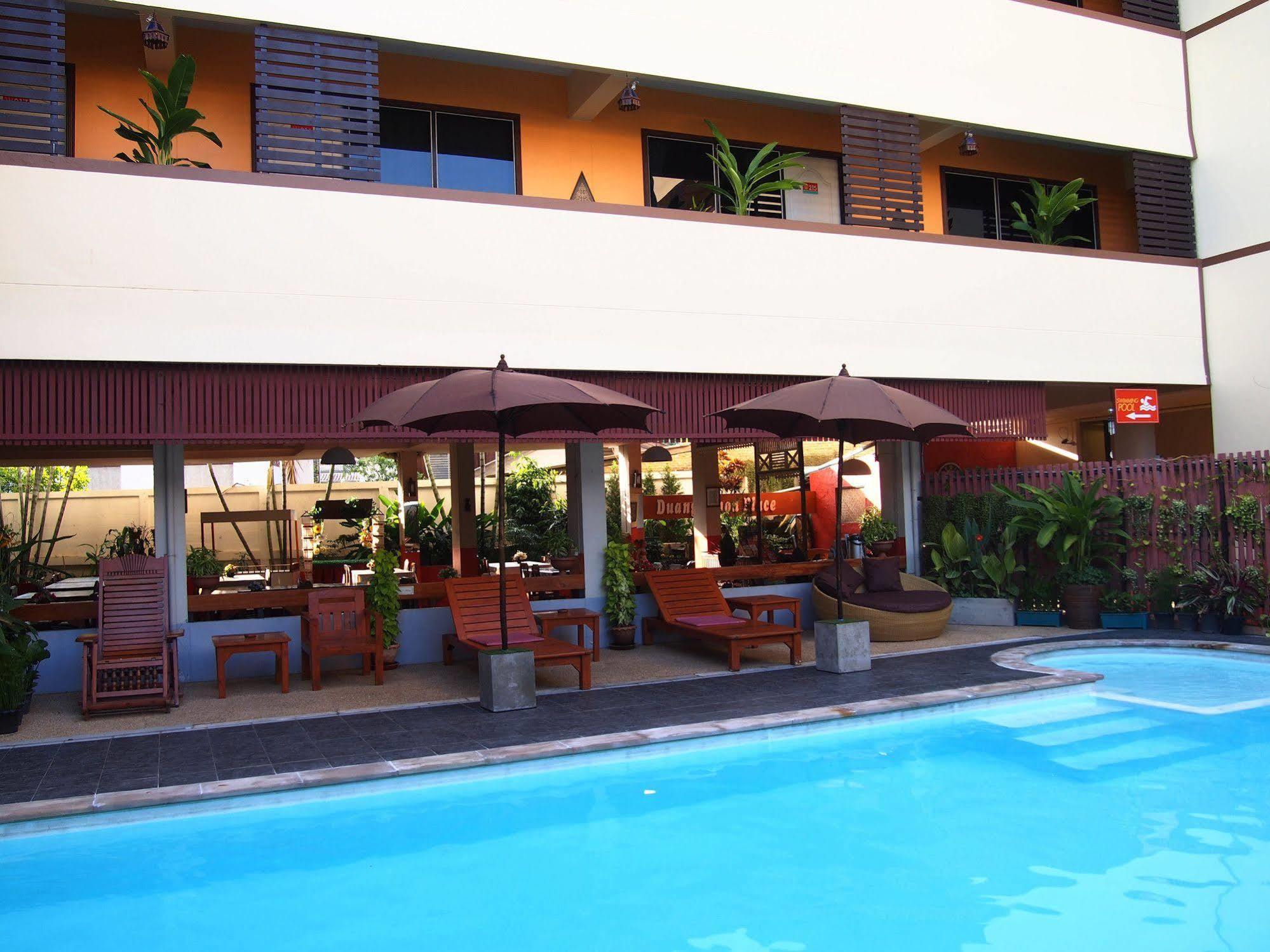 Hotel Phusiri Place 2*
