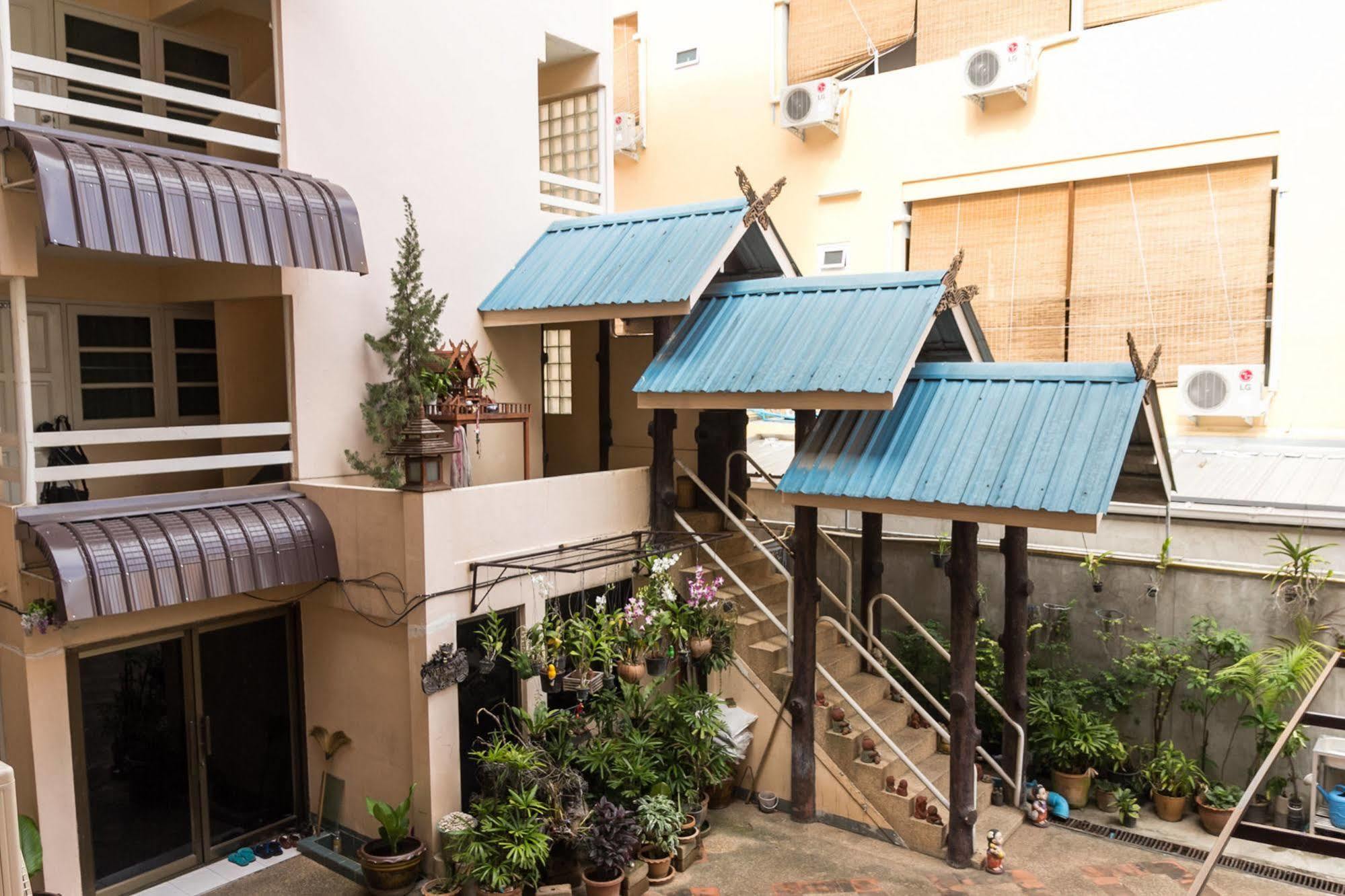 Apartment Jang Sripoom House Chiang Mai
