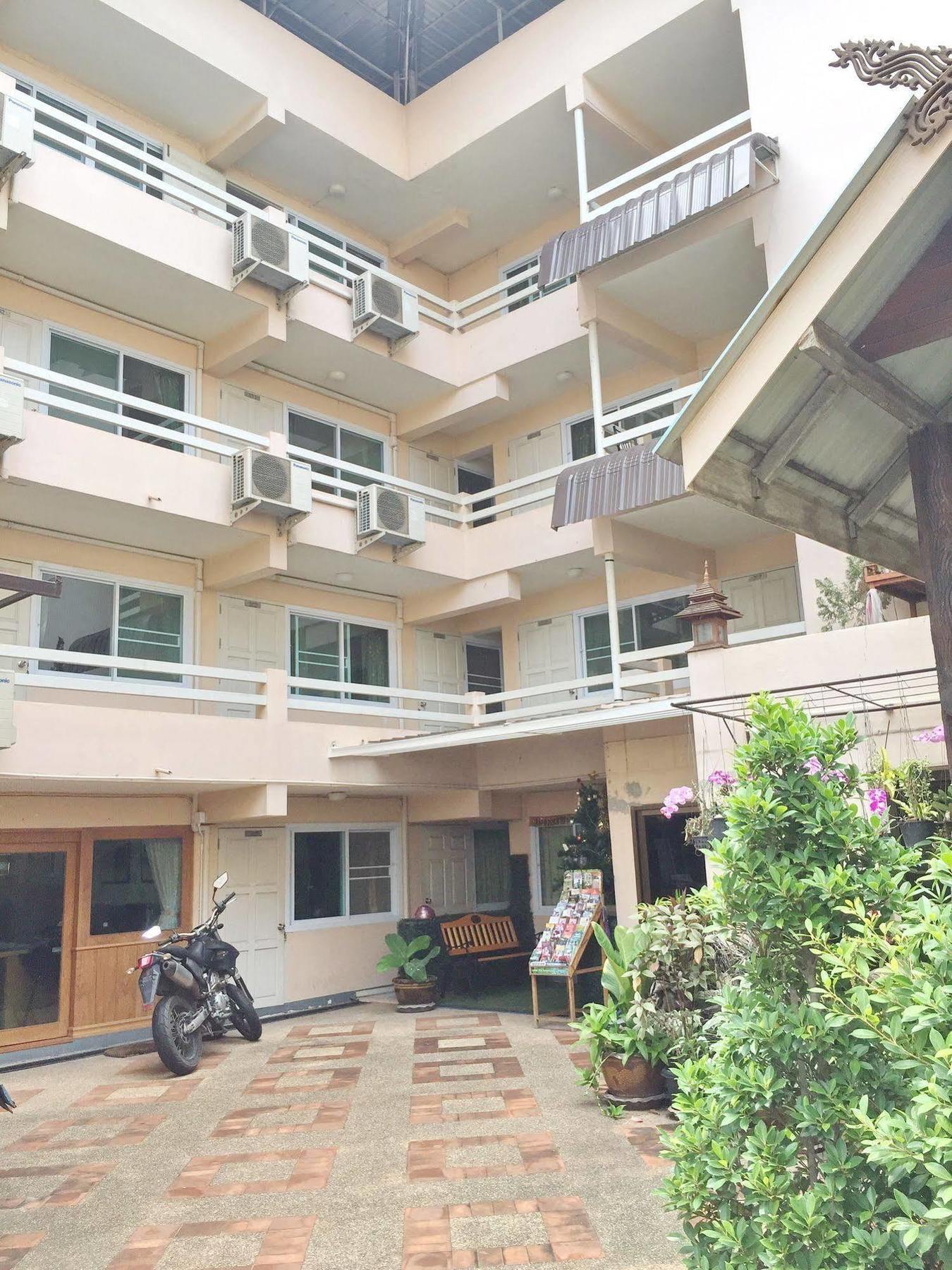 Jang Sripoom House Chiang Mai