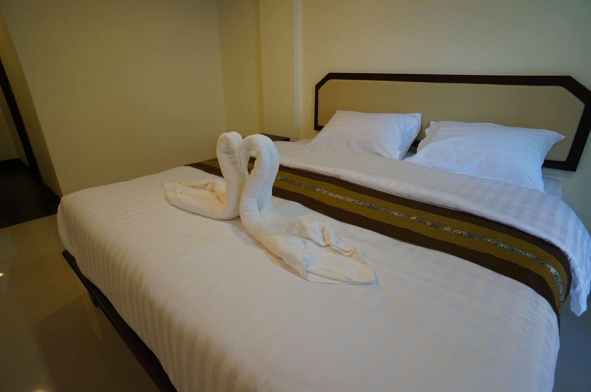 Manee Cool Mueang Chiang Mai