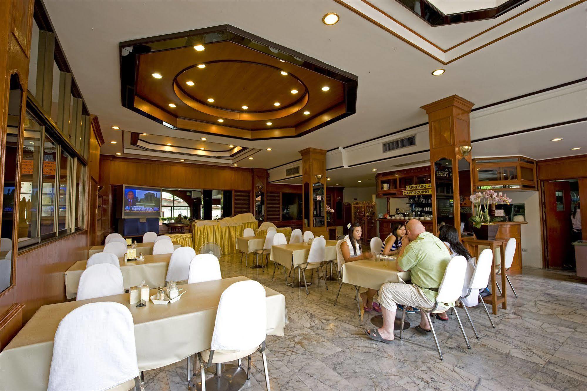 Hotel Super Oyo 1096 Winner Chiang Mai