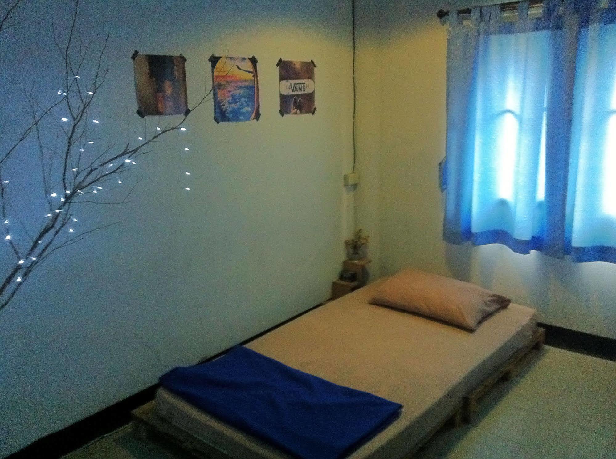 Hotel Wood'n Nail 2*
