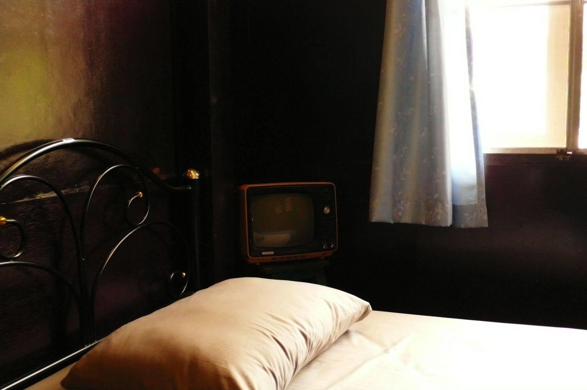 Wood'n Nail Hotel 2*