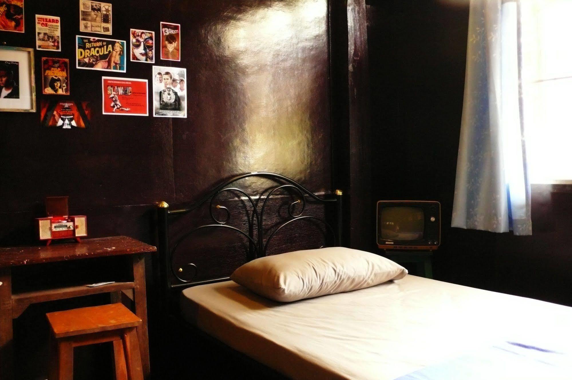 Wood'n Nail Hotel Chiang Mai