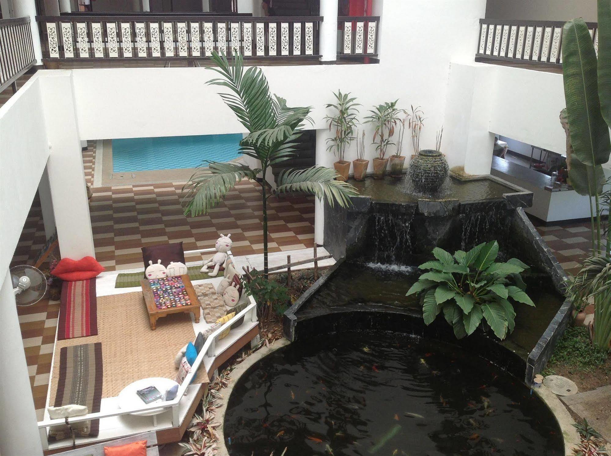 Paradise And 3* Chiang Mai