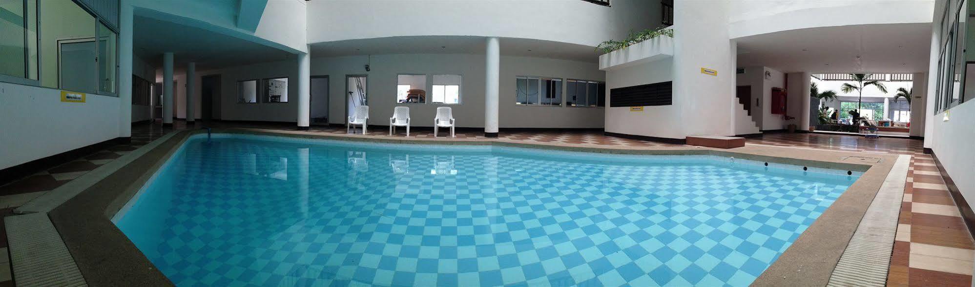Hotel Paradise And Chiang Mai