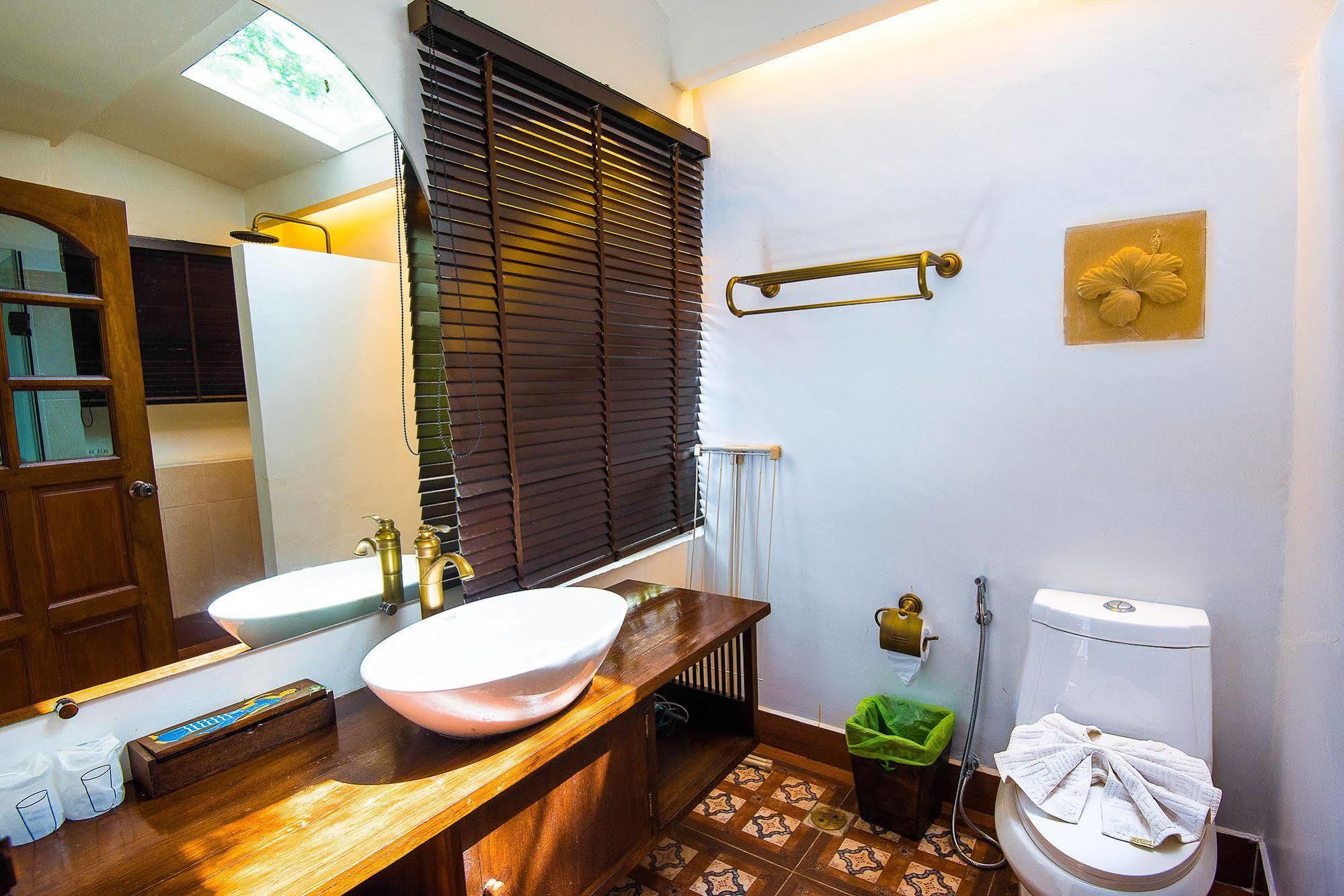 Tempat peranginan E-outfitting Boutique