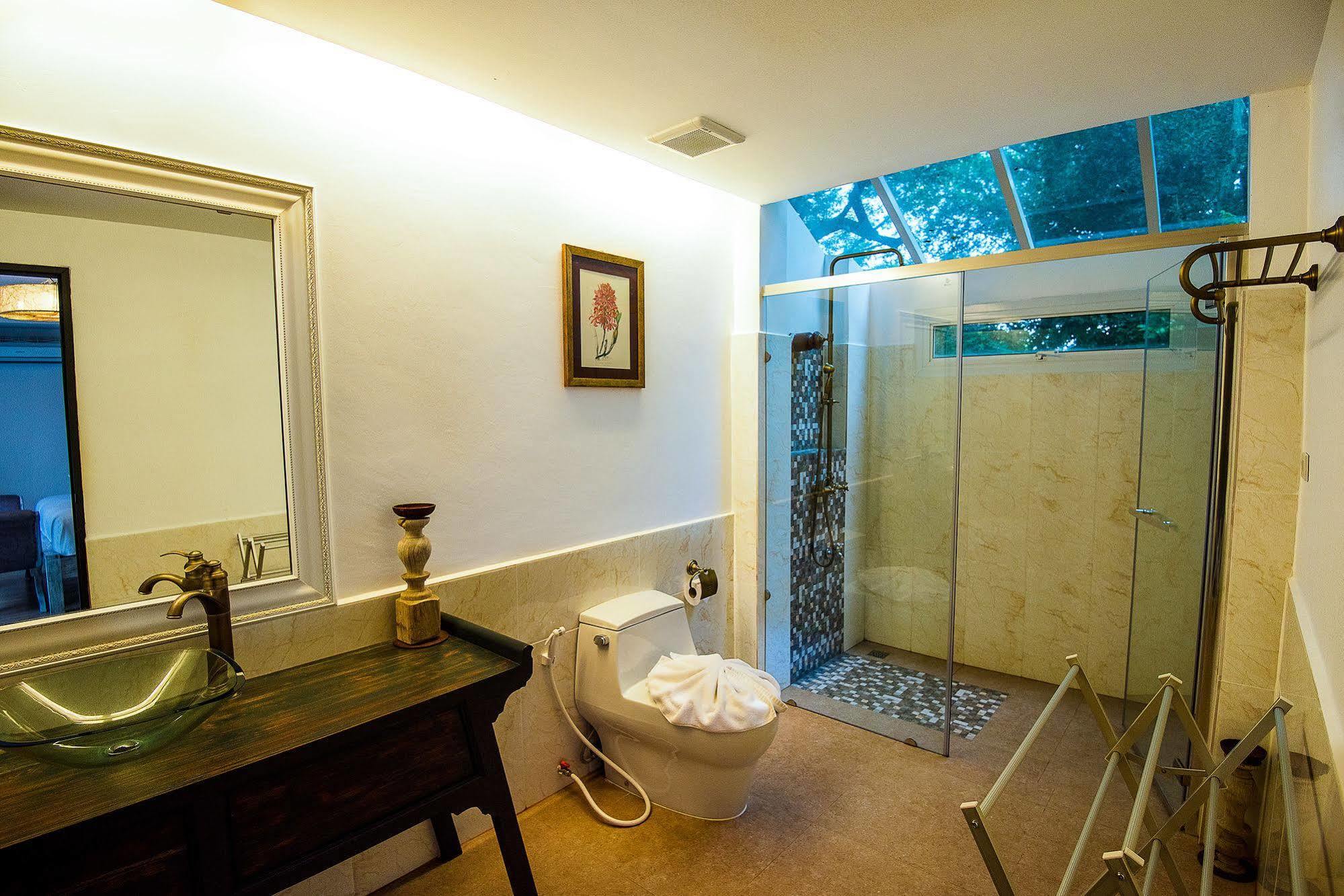 Tempat peranginan E-outfitting Boutique