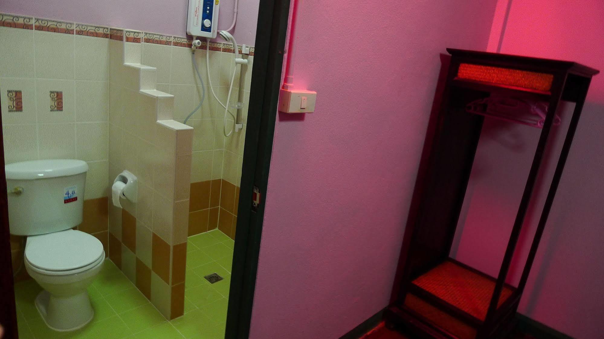 Baan Kaewta Guest house