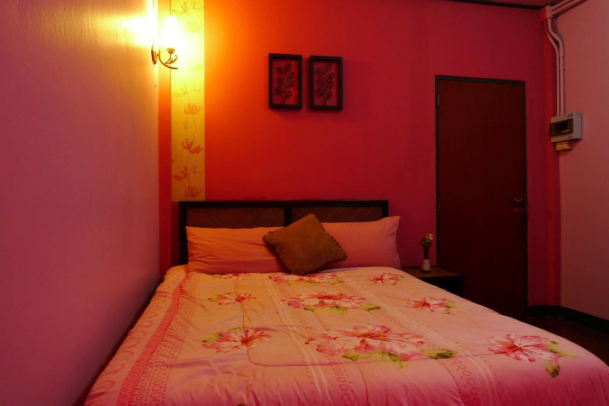Baan Kaewta