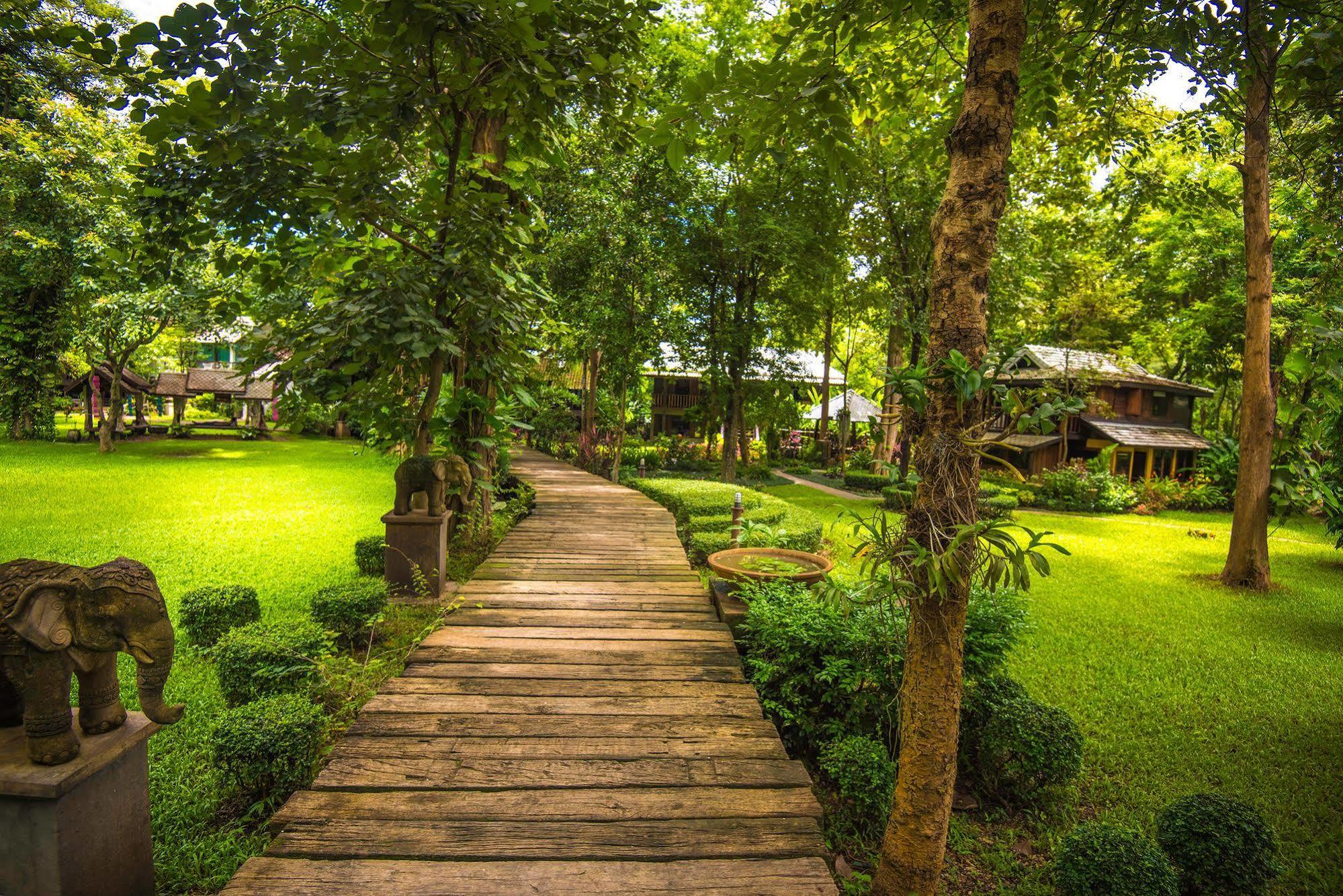 E-outfitting Doikham Resort 4*